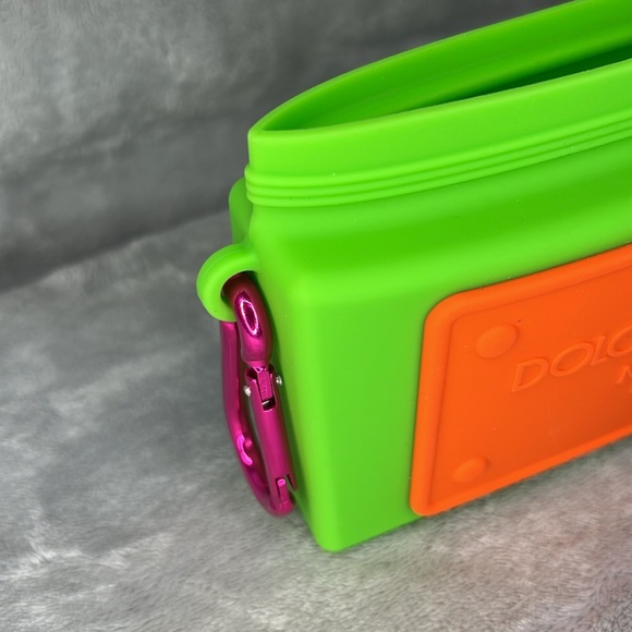 Fun Dolce & Gabbana rubber case - Picture 3 of 4